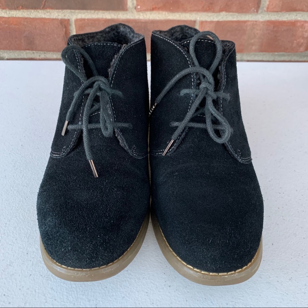 Eddie Bauer Valerie black suede lace up ankle boot - Picture 4 of 9